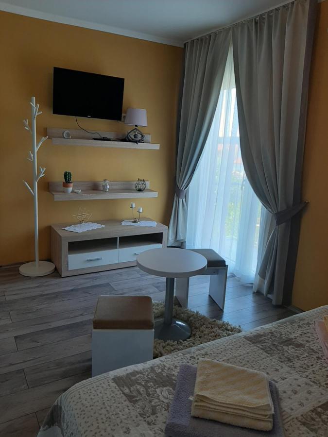 Rooms Neda Rab Town Kültér fotó